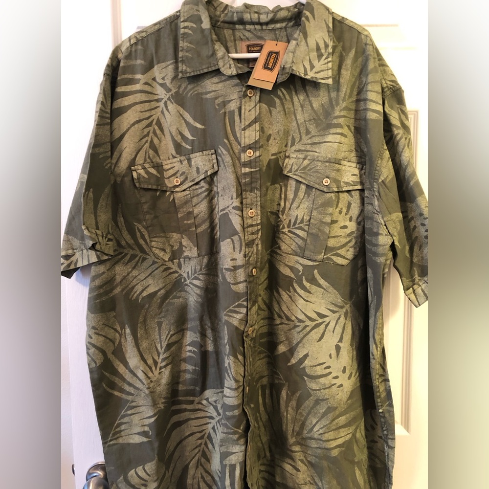 Hawaiian button up. Big & Tall